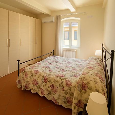 Willa L'Orologio Matto Marina Di Carrara Zewnętrze zdjęcie