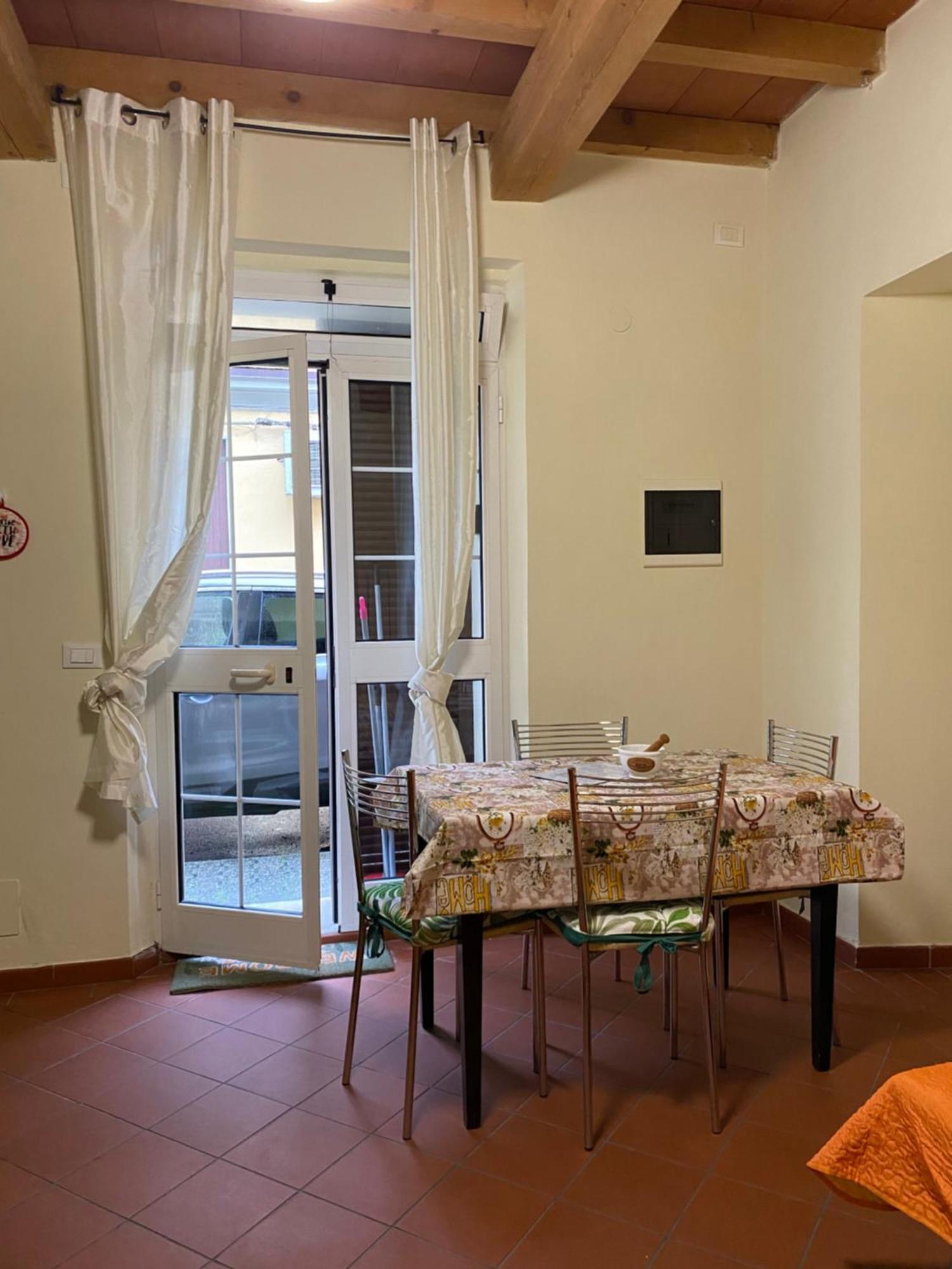 Willa L'Orologio Matto Marina Di Carrara Zewnętrze zdjęcie